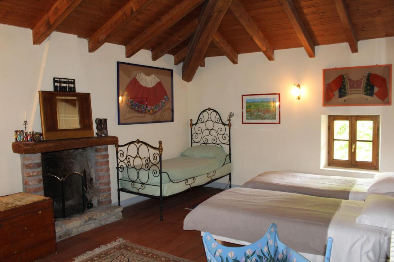 Agriturismo La Rovere Коссано-Бельбо Экстерьер фото